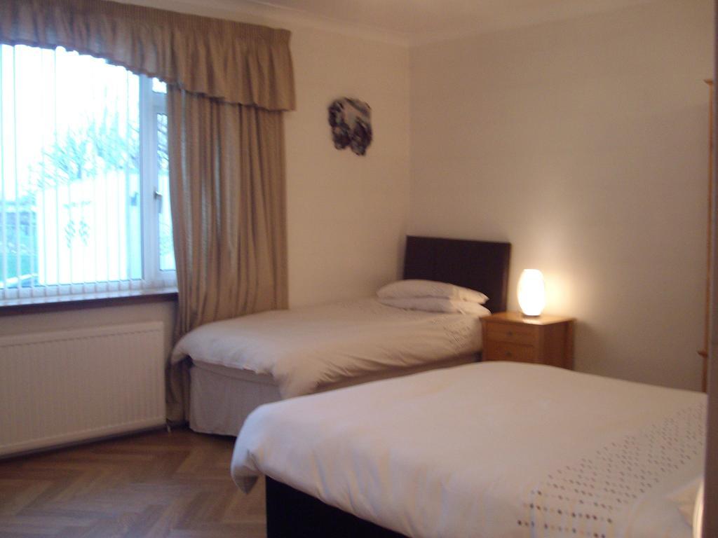 Lindhome Guest House Aberdeen Zimmer foto