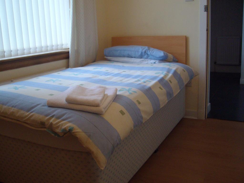 Lindhome Guest House Aberdeen Zimmer foto