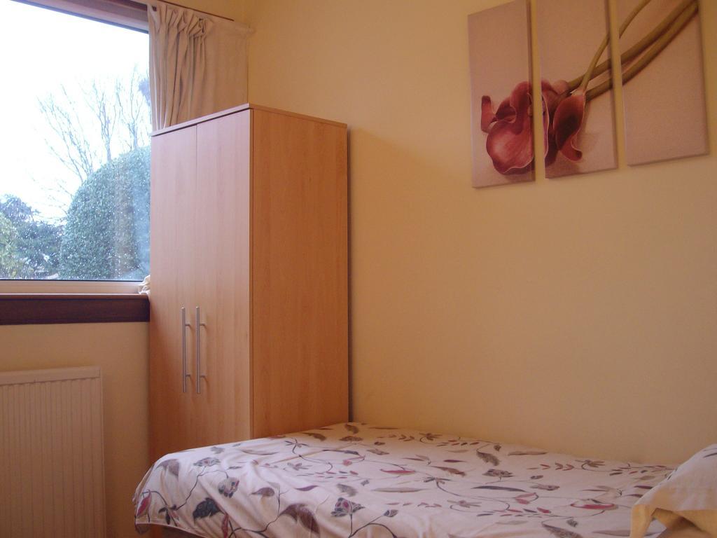 Lindhome Guest House Aberdeen Zimmer foto