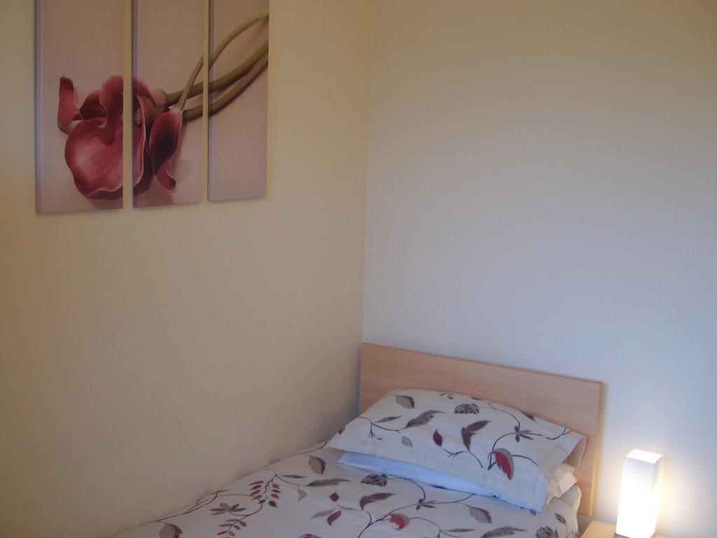 Lindhome Guest House Aberdeen Zimmer foto